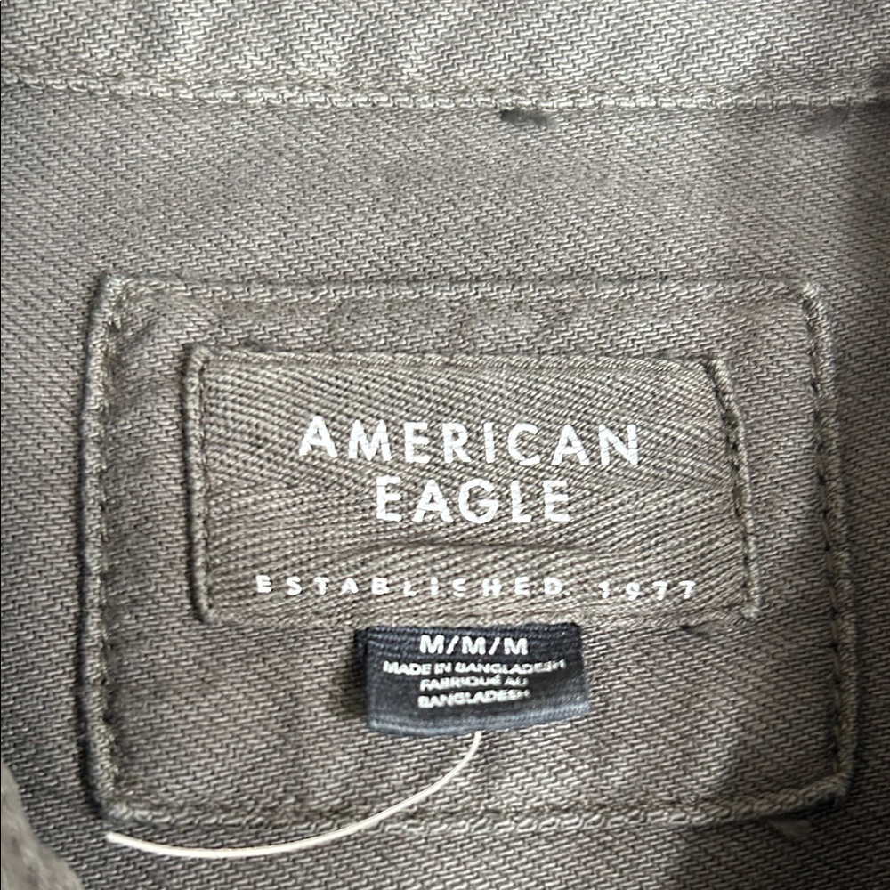 Gray Cropped Shacket - Picture 2 of 4